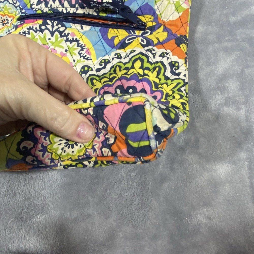 Vera Bradley Crossbody Hipster Purse Bag Retired RIO Pattern Medium Adjustable - Picture 9 of 10